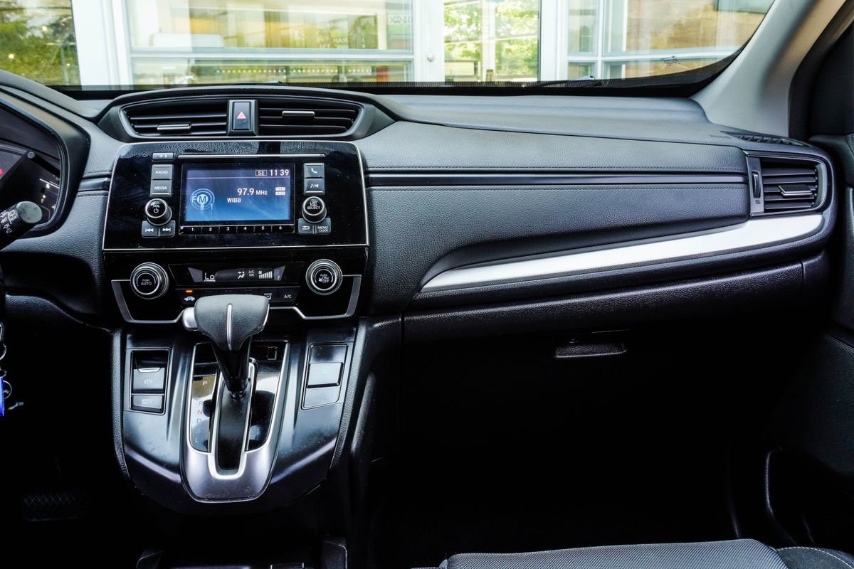 Used 2017 Honda CR-V LX image 18