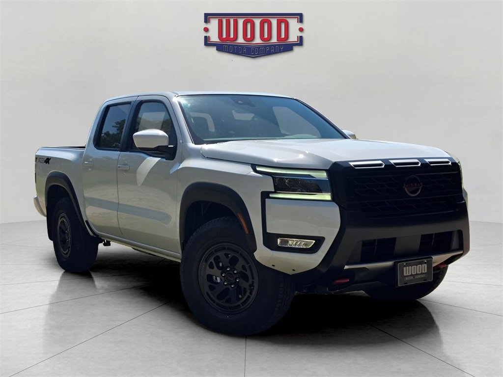 New 2025 Nissan Frontier PRO-4X w/ Interior Protection Package