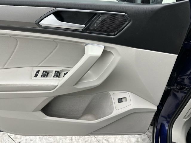 Certified 2022 Volkswagen Tiguan SE AWD/4WD image 15