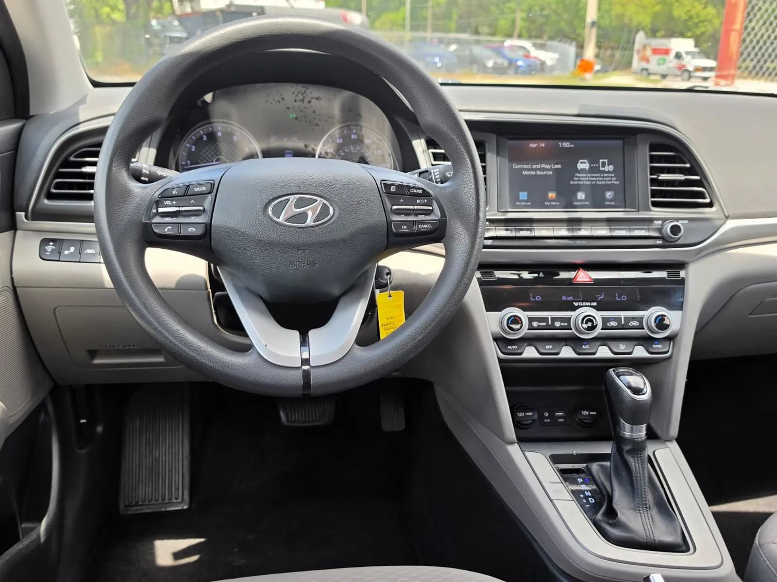 Used 2020 Hyundai Elantra SEL FWD image 14