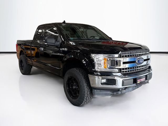 Used 2018 Ford F150 XLT w/ Equipment Group 302A Luxury AWD/4WD image 3