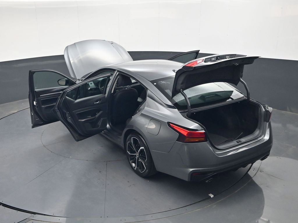 Used 2025 Nissan Altima 2.5 SR FWD image 34