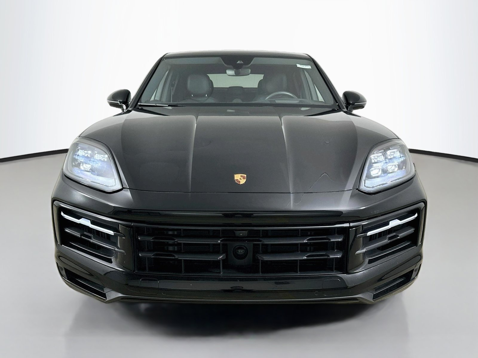 Used 2026 Porsche Cayenne Coupe AWD/4WD image 2