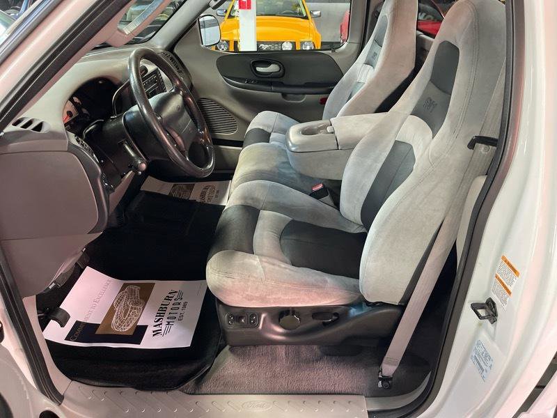 Used 2003 Ford F150 Lightning image 26