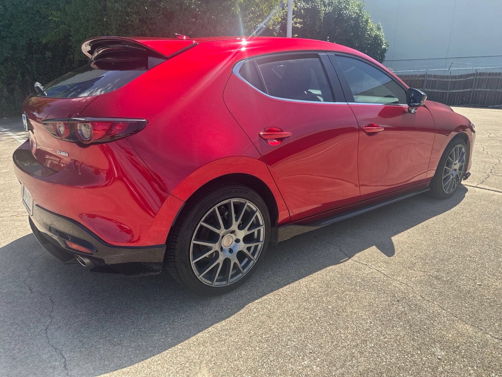 Used 2020 MAZDA MAZDA3 Hatchback w/ Appearance Package FWD image 6