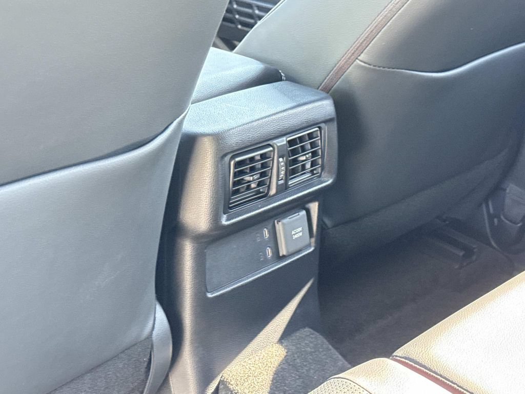 Used 2025 Toyota 4Runner Limited AWD/4WD image 20