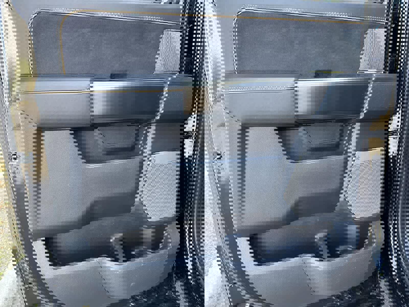 Used 2023 Ford F150 Platinum image 26