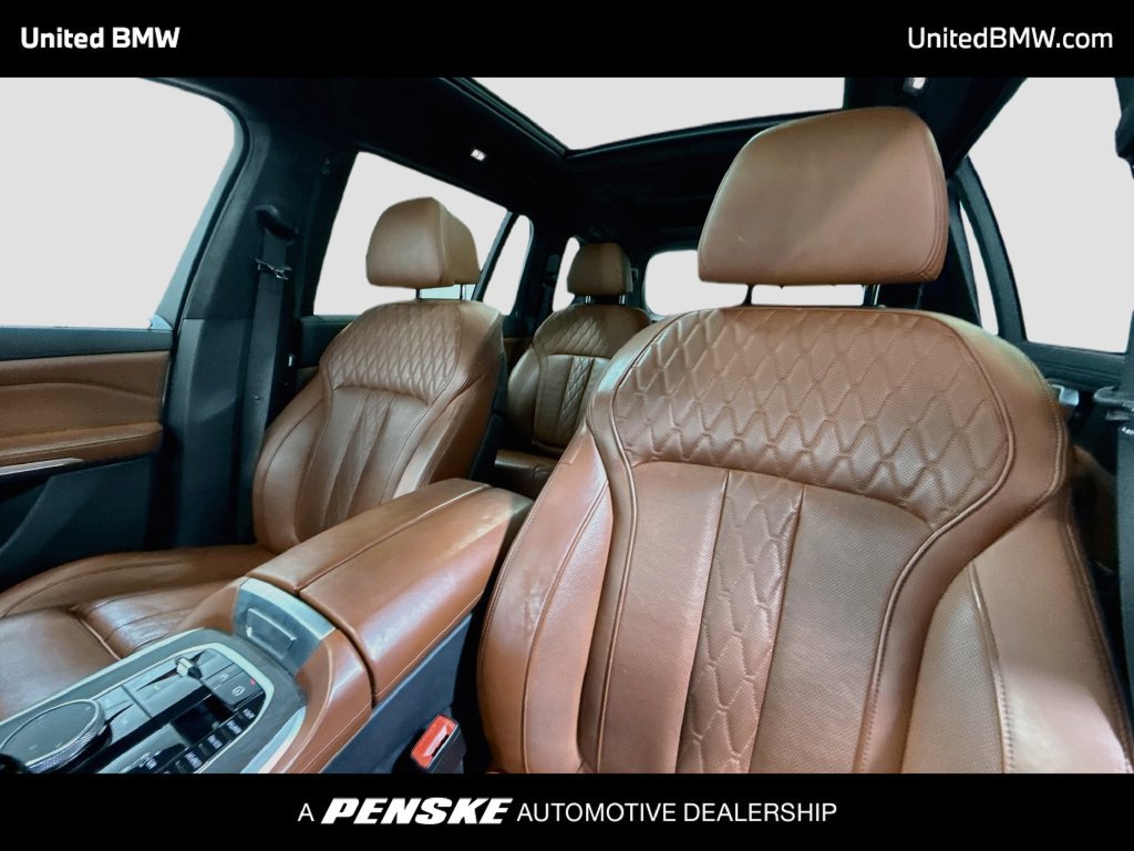 Used 2022 BMW X7 xDrive40i w/ Premium Package AWD/4WD image 12