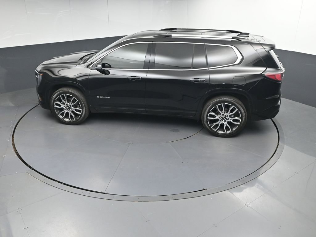 Used 2026 GMC Acadia Denali Ultimate w/ LPO, Floor Liner Package FWD image 36