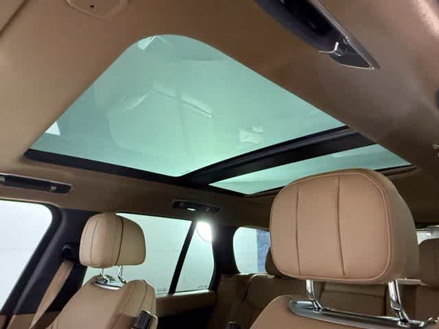 New 2027 Land Rover Range Rover SE AWD/4WD image 25