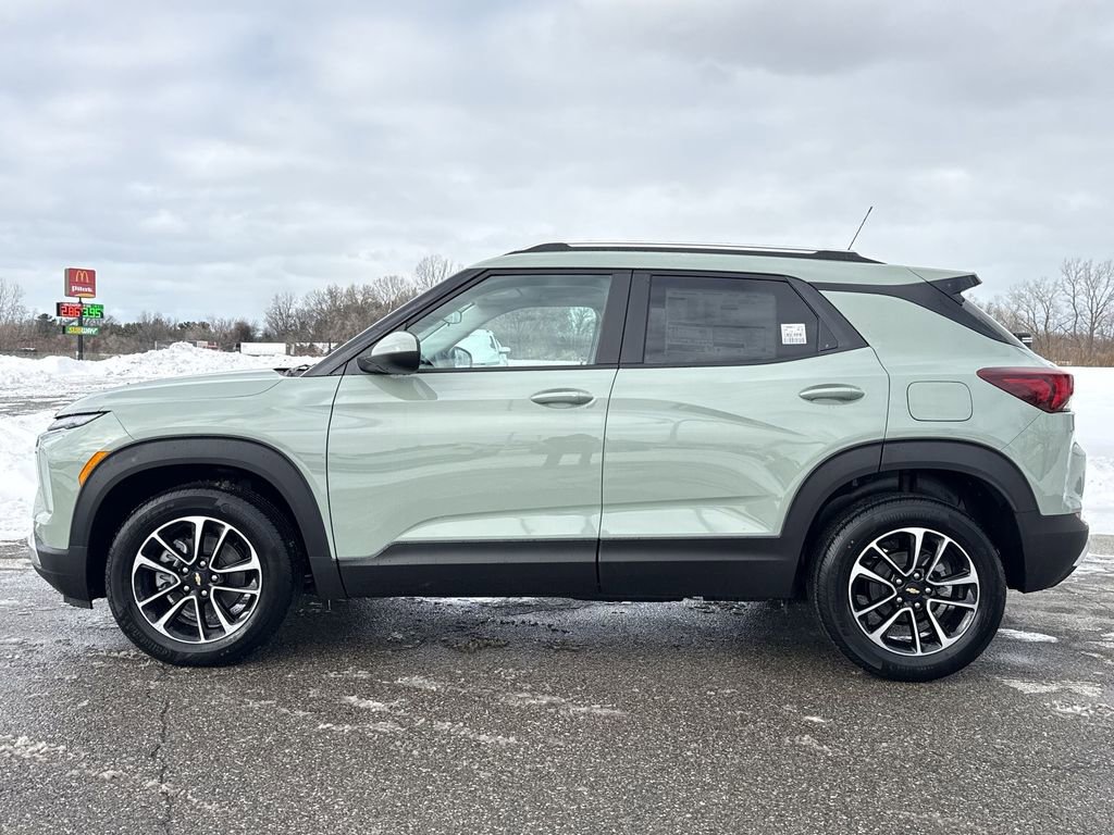 New 2026 Chevrolet TrailBlazer LT w/ Driver Confidence Package FWD image 5