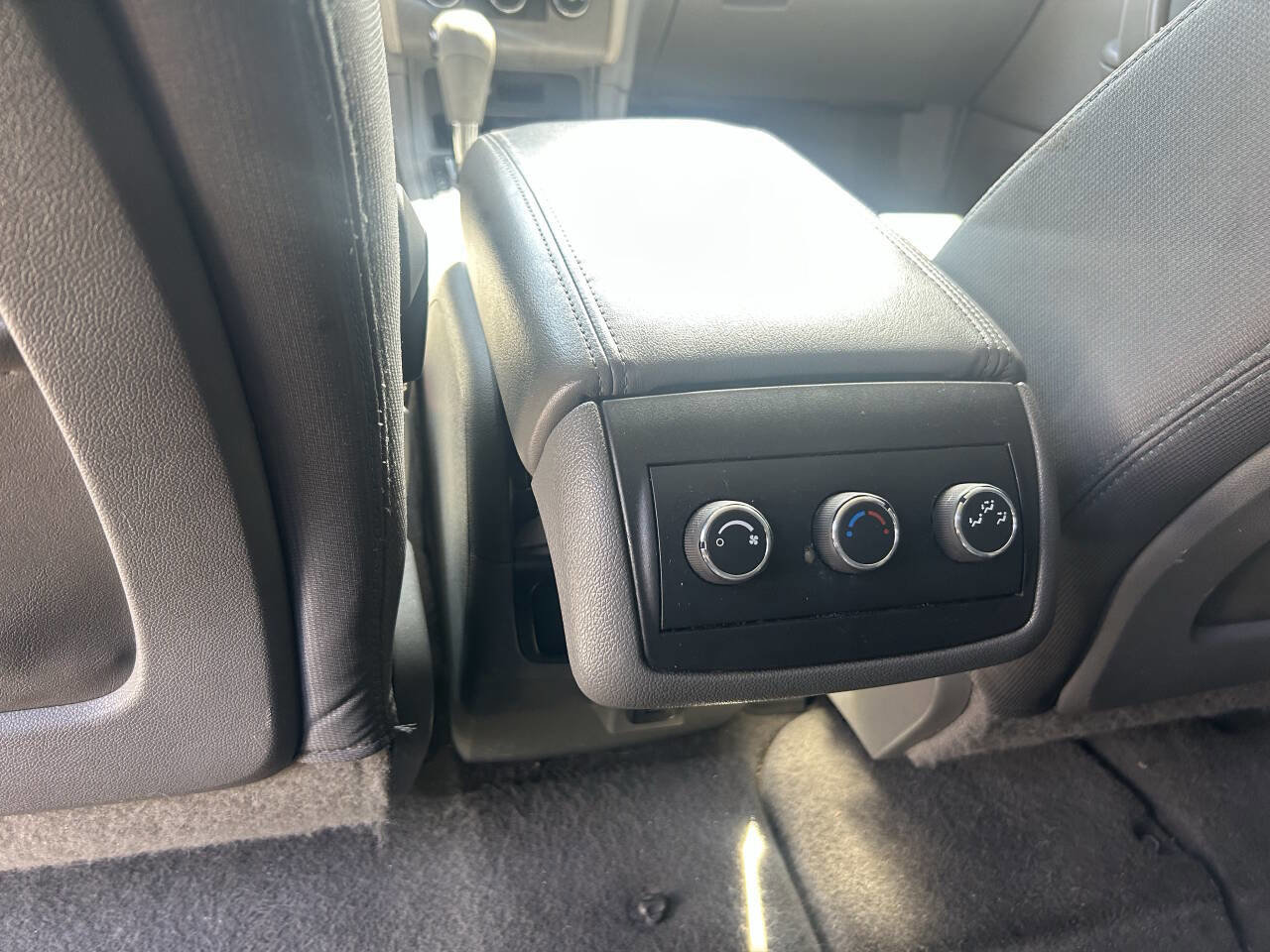 Used 2016 Chevrolet Traverse LS FWD image 4