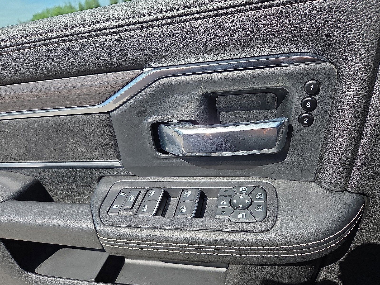 New 2026 RAM 3500 Laramie image 15