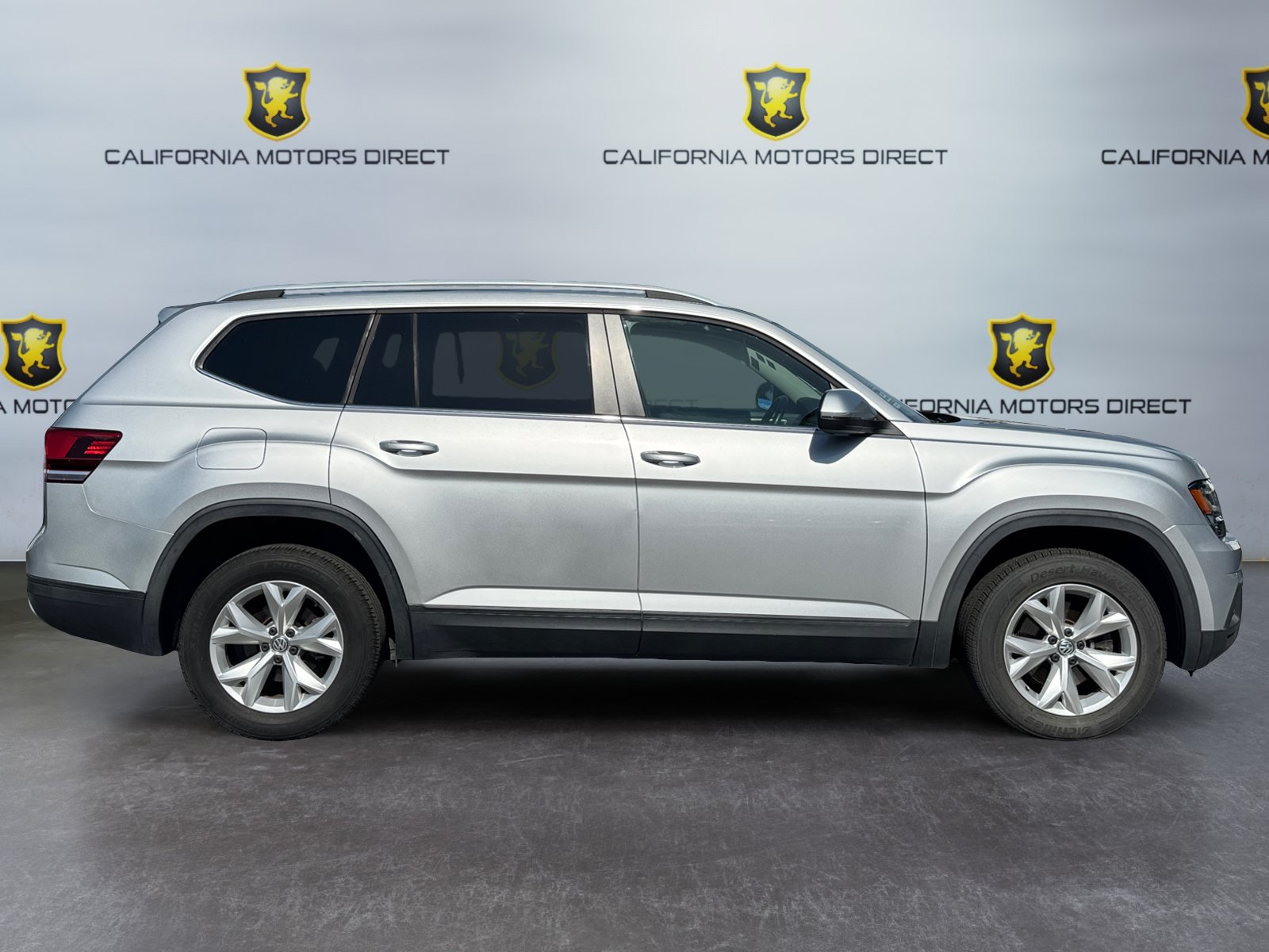 Used 2019 Volkswagen Atlas SE w/ Towing Package FWD image 6