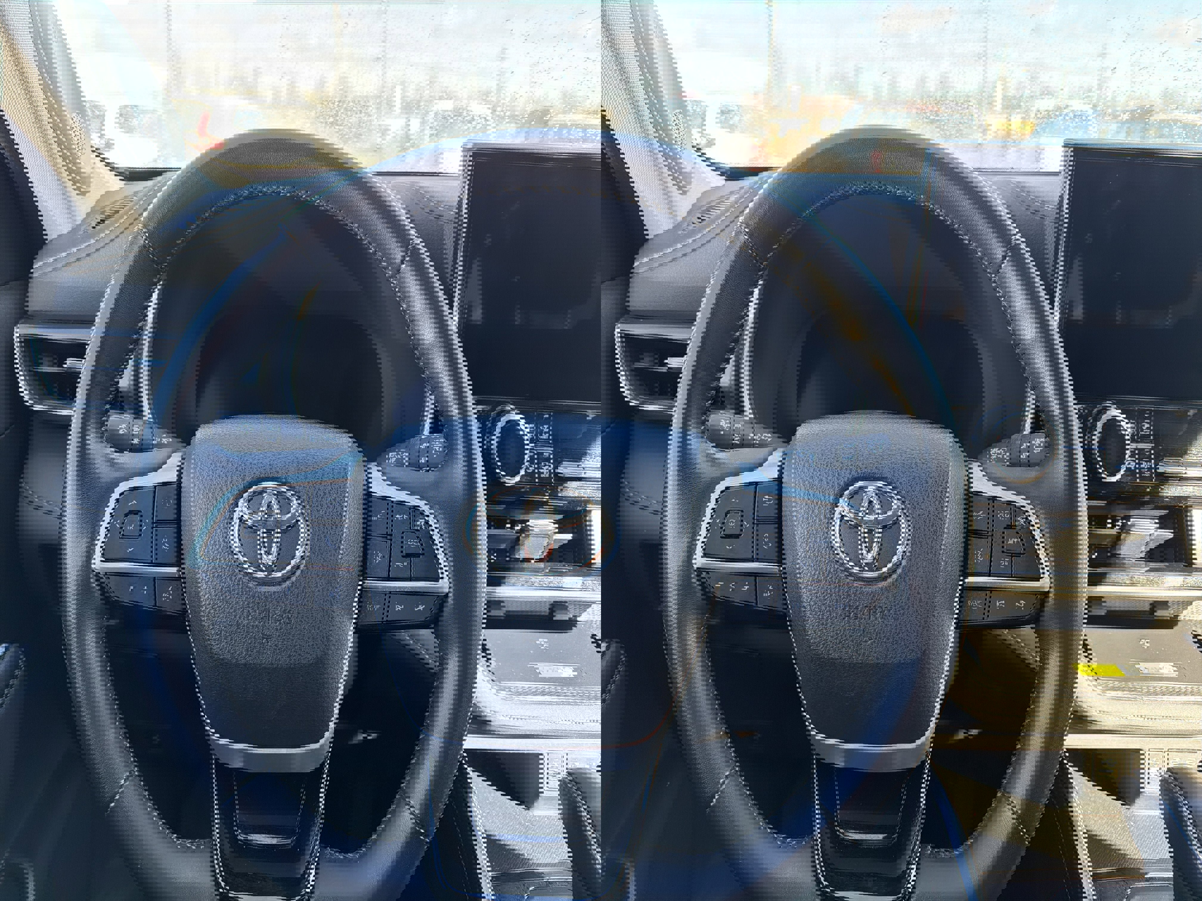 Used 2023 Toyota Highlander Limited image 14