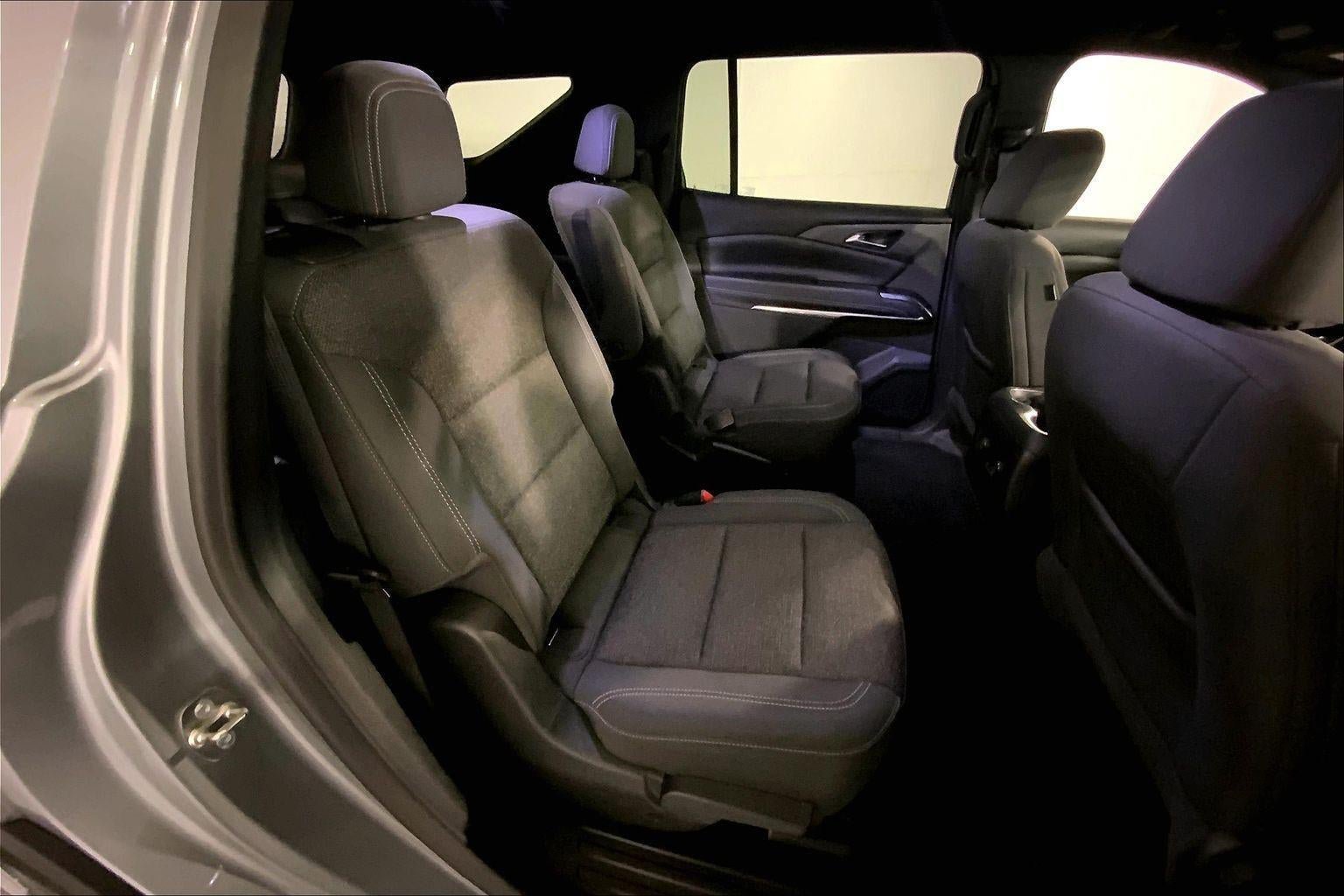 Used 2024 Chevrolet Traverse LT AWD/4WD image 25