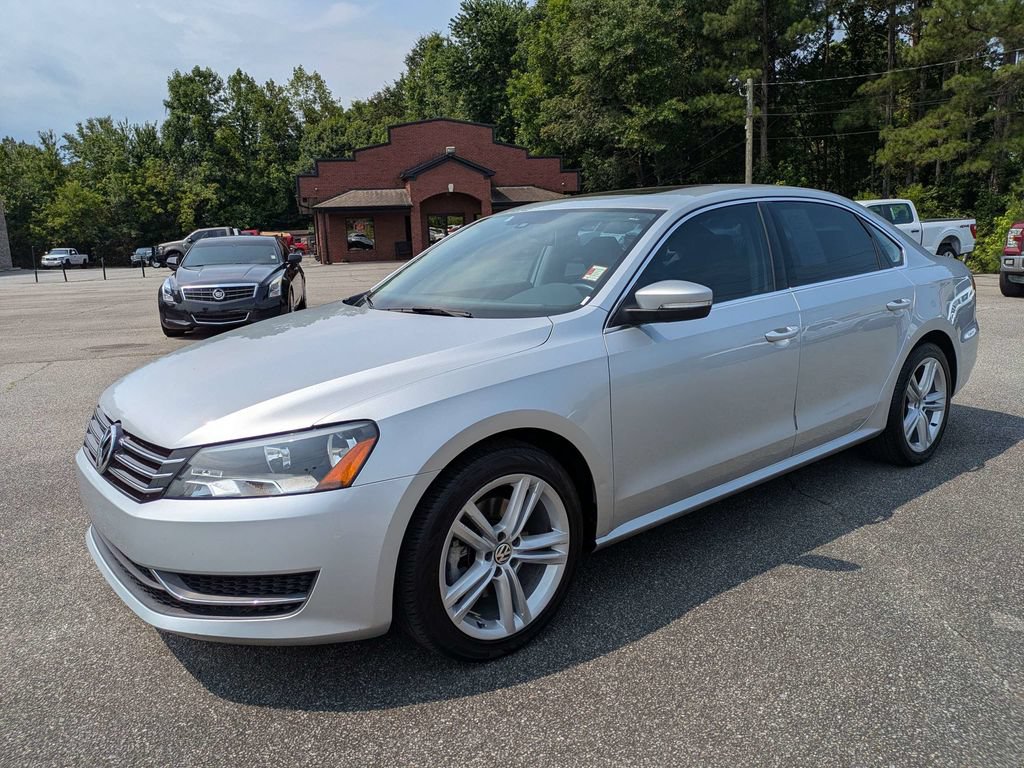 Used 2014 Volkswagen Passat 1.8T SE FWD image 7
