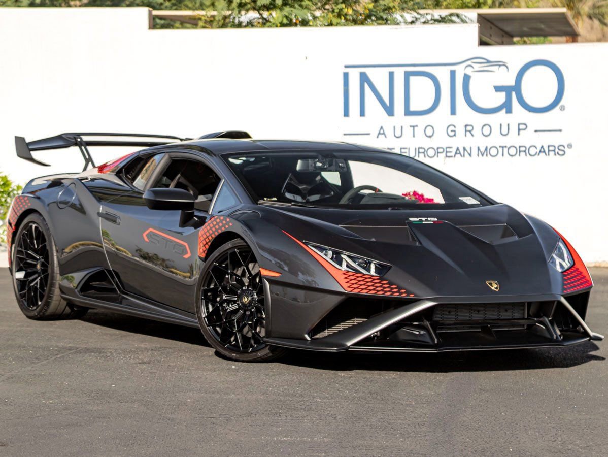 Used 2022 Lamborghini Huracan STO image 4