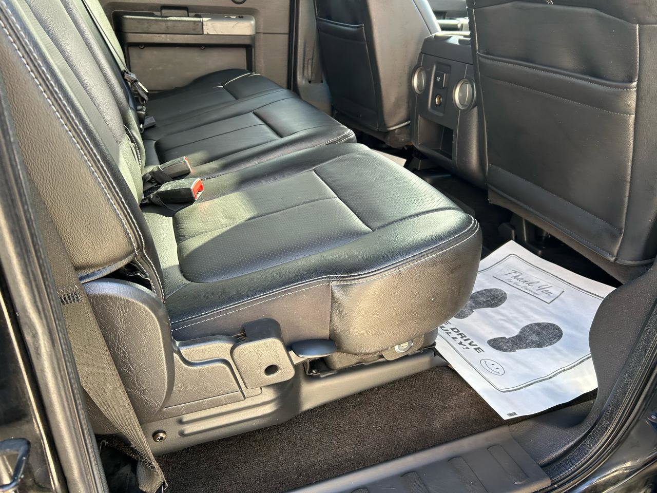 Used 2014 Ford F350 Lariat image 11