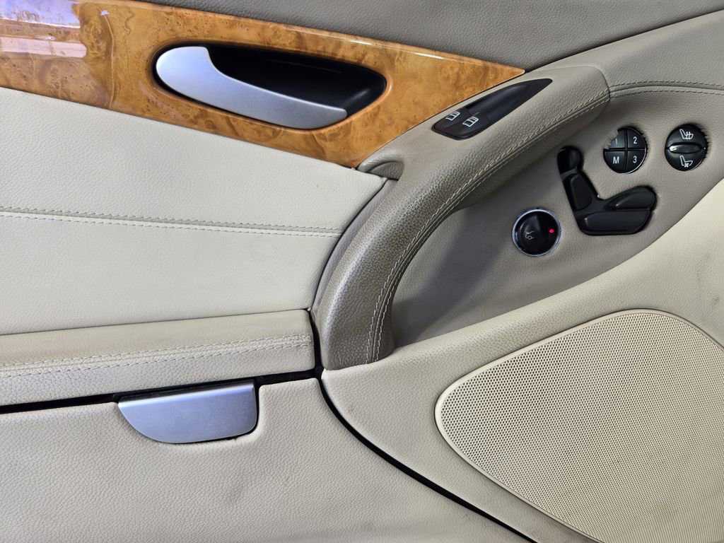 Used 2007 Mercedes-Benz SL 550 image 25