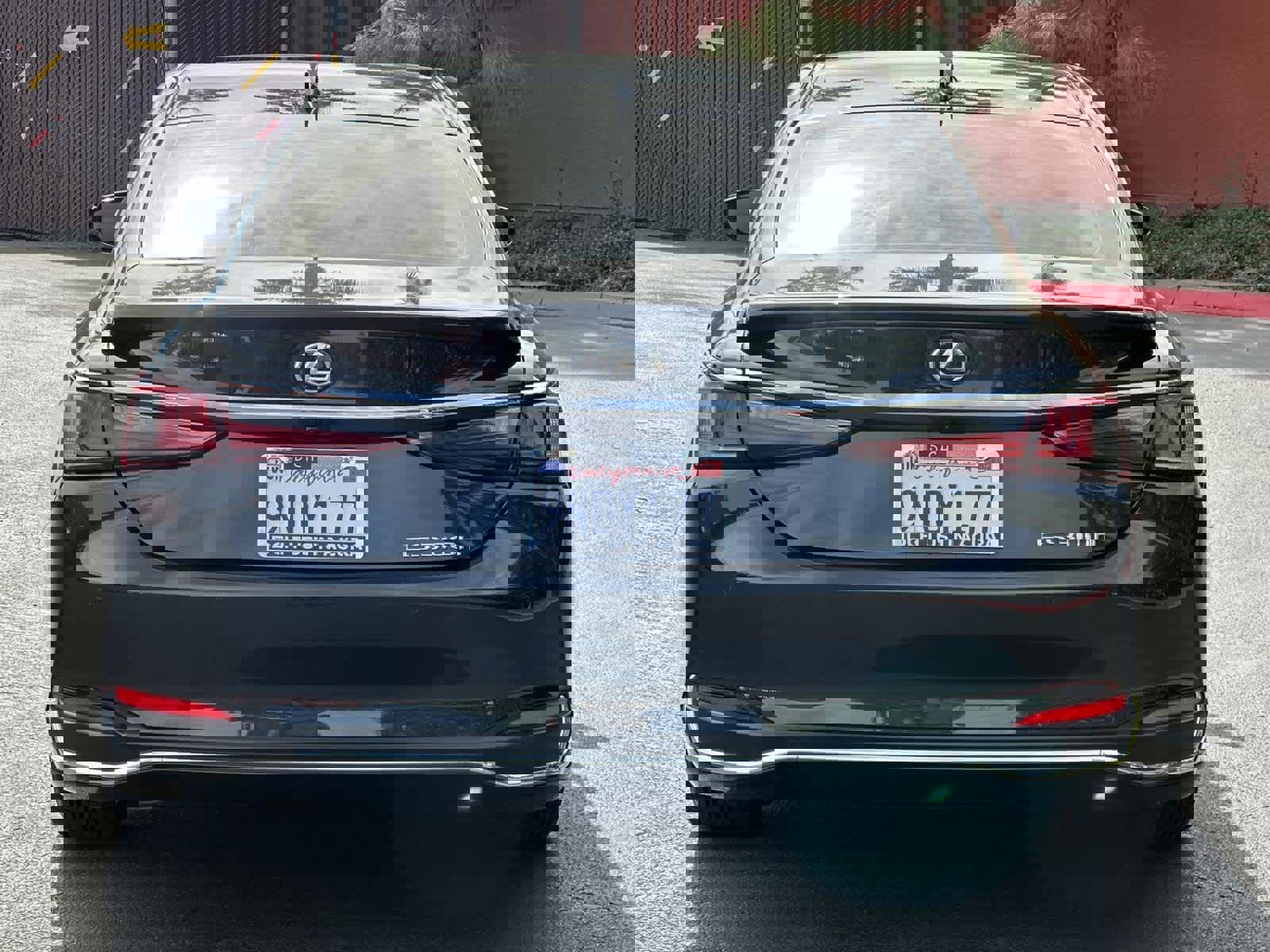 Used 2024 Lexus ES 300h w/ Premium Package image 5