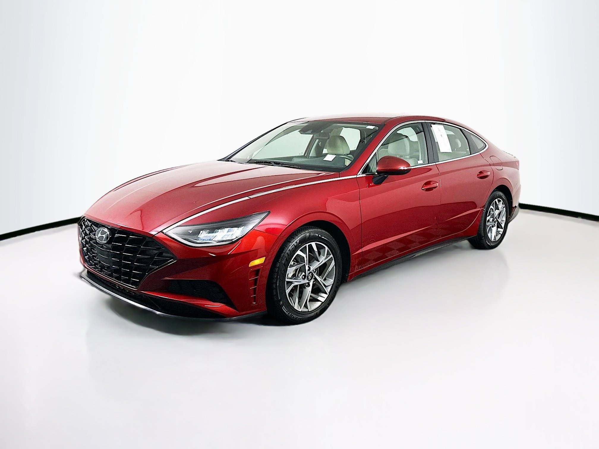Used 2023 Hyundai Sonata SEL FWD image 3