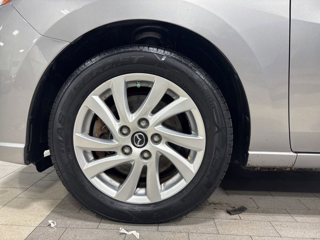 Used 2014 MAZDA MAZDA5 Sport image 29