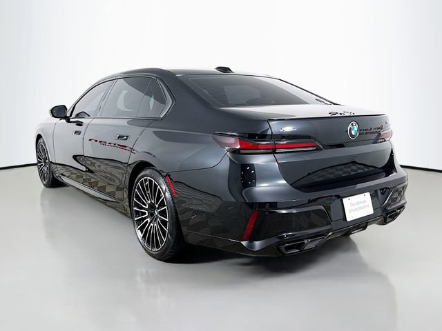 Used 2025 BMW 760i xDrive AWD/4WD image 5
