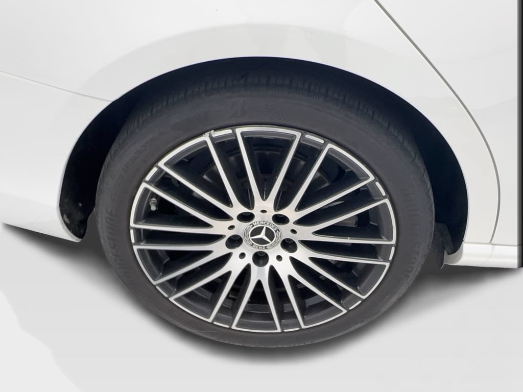 Used 2023 Mercedes-Benz C 300 Sedan image 10