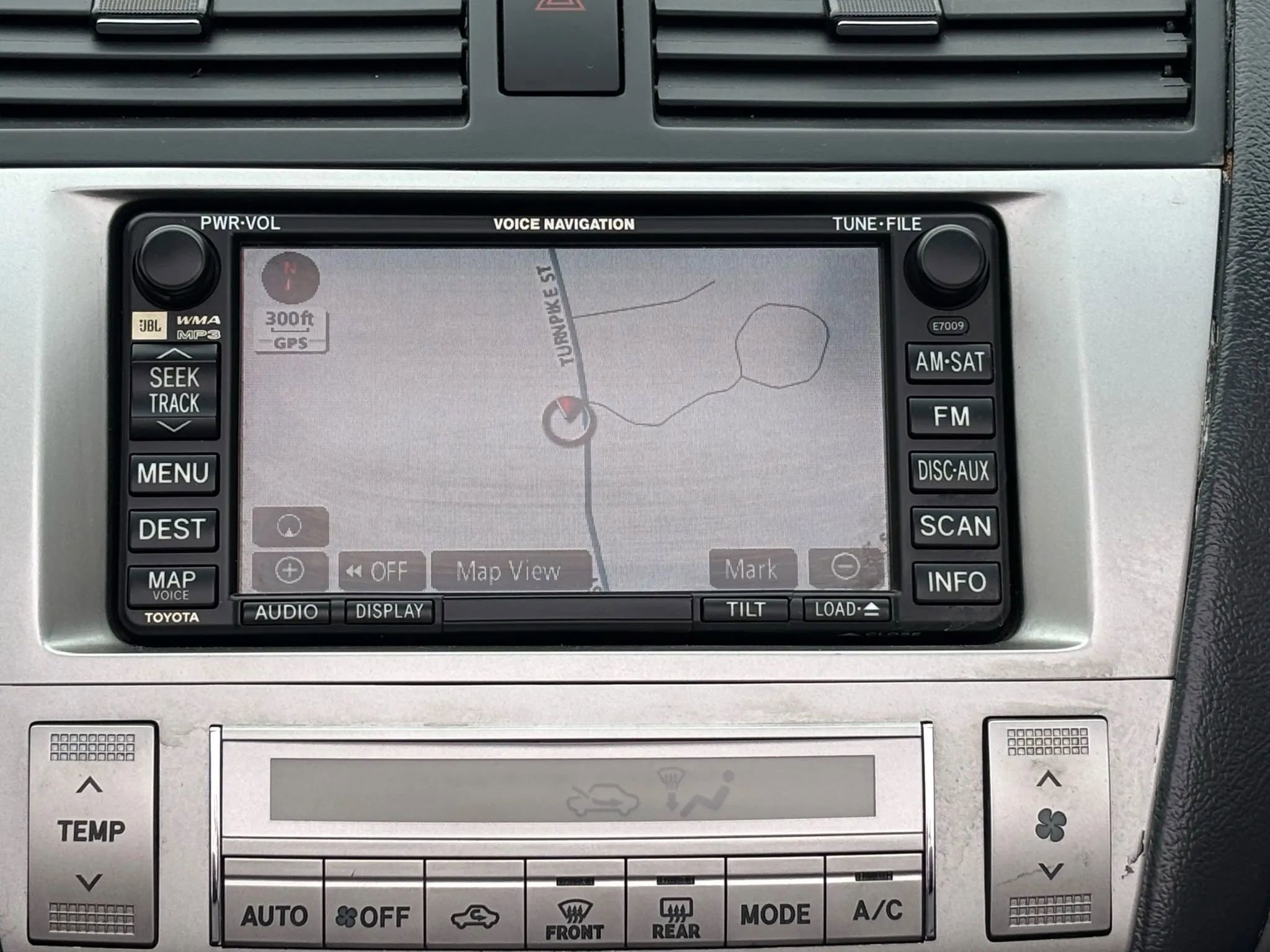 Used 2008 Toyota Solara SLE image 32