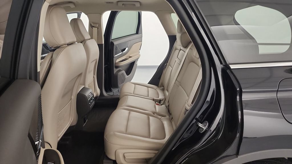 Used 2022 Lincoln Corsair AWD w/ Equipment Group 101A image 28