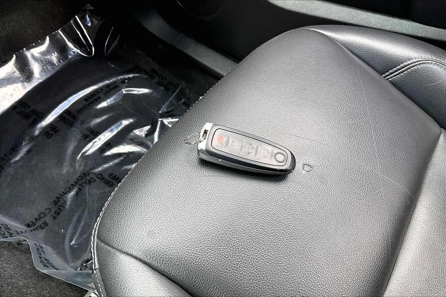 Used 2019 Ford Escape SEL AWD/4WD image 14