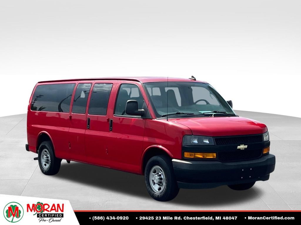 Used 2019 Chevrolet Express 3500 LS RWD image 7
