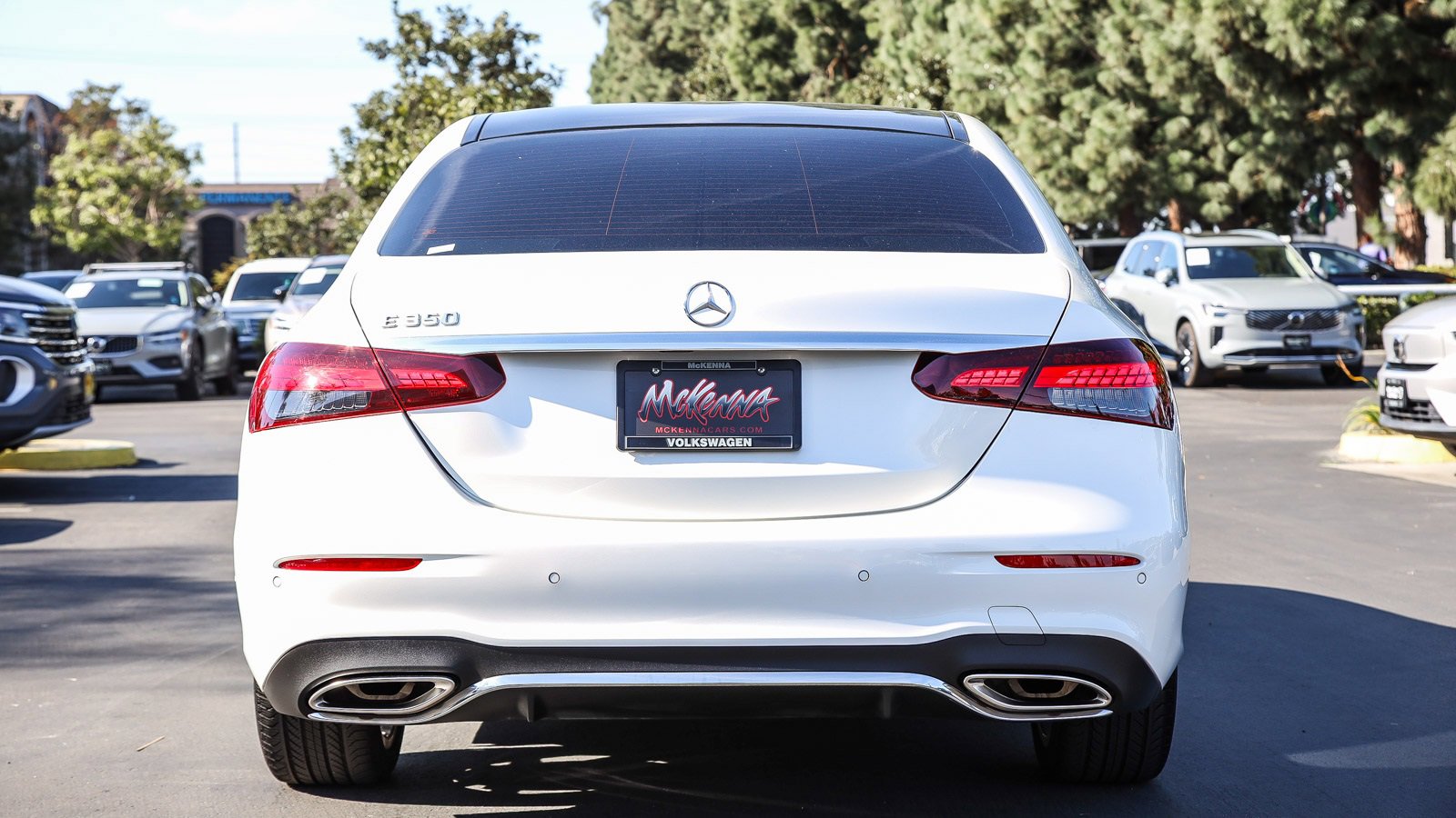 Used 2022 Mercedes-Benz E 350 Sedan w/ Driver Assistance Package image 10