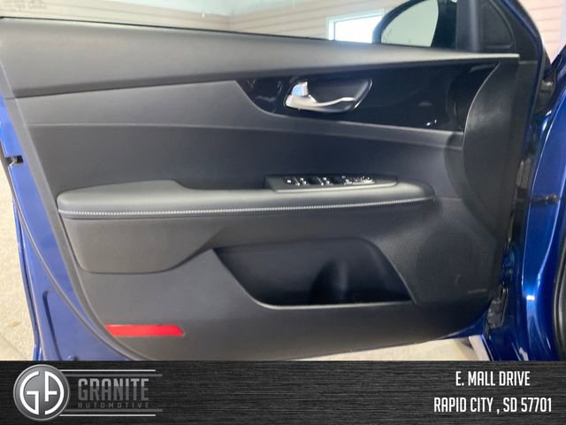 Used 2024 Kia Forte GT-Line w/ GT-Line Premium Package image 10