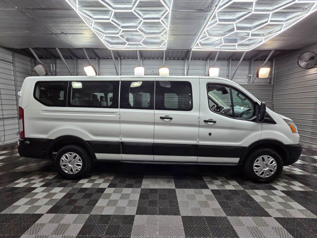 Used 2019 Ford Transit 350 XLT RWD image 9