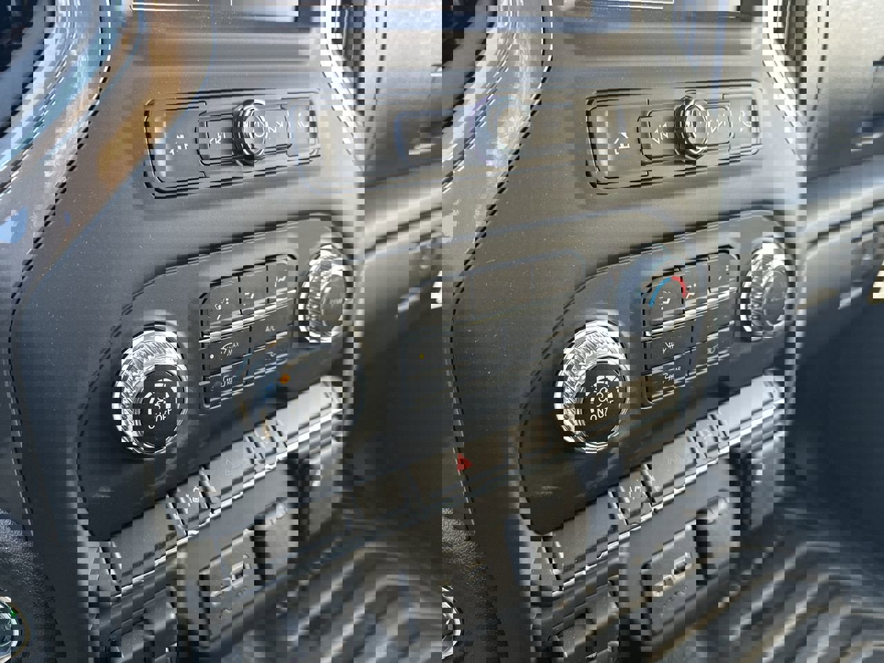 New 2026 GMC Sierra 3500 Pro w/ Convenience Package image 18