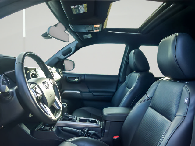 Used 2023 Toyota Tacoma Limited AWD/4WD image 11
