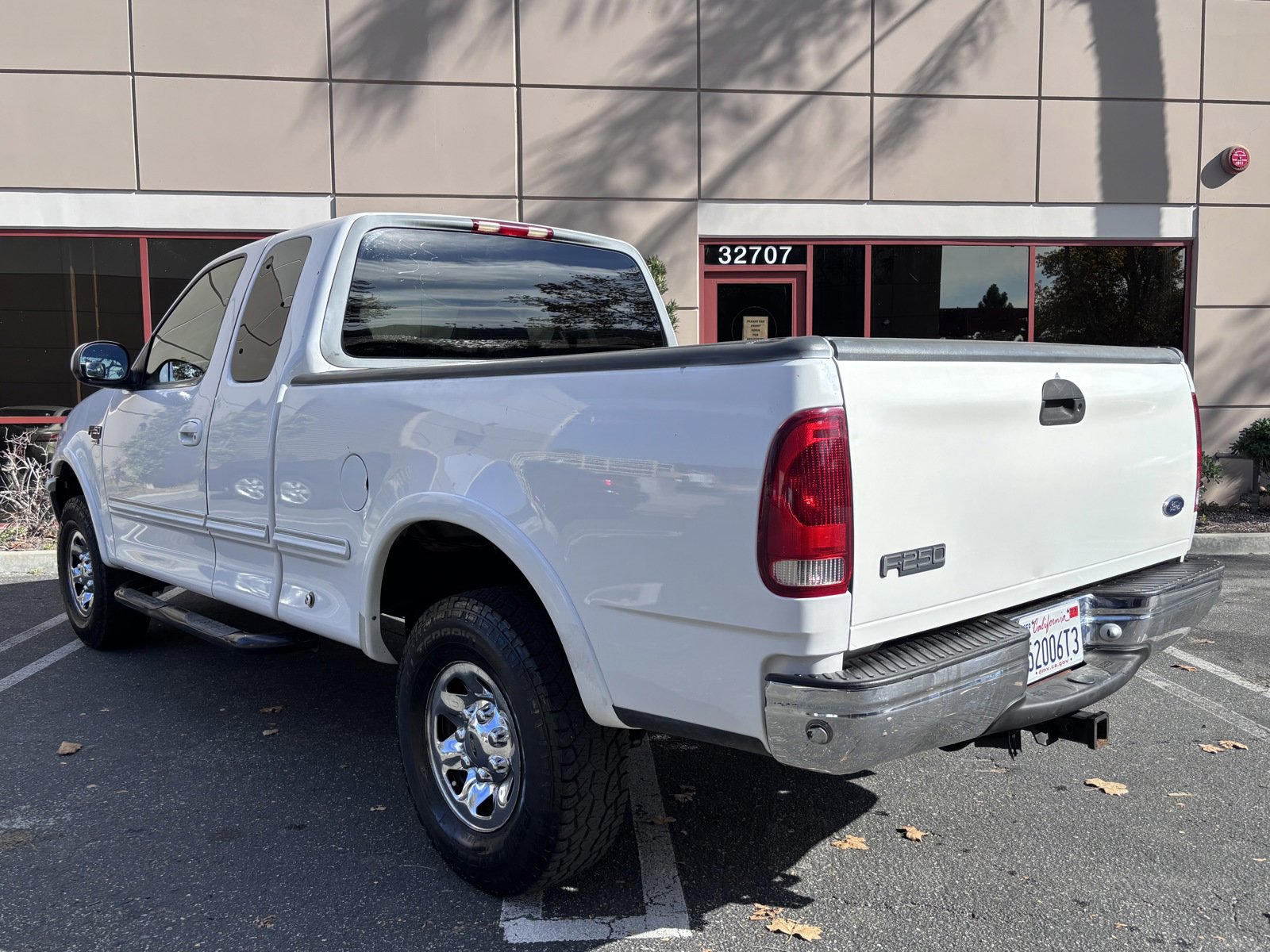 Used 1998 Ford F250 4x4 SuperCab image 3