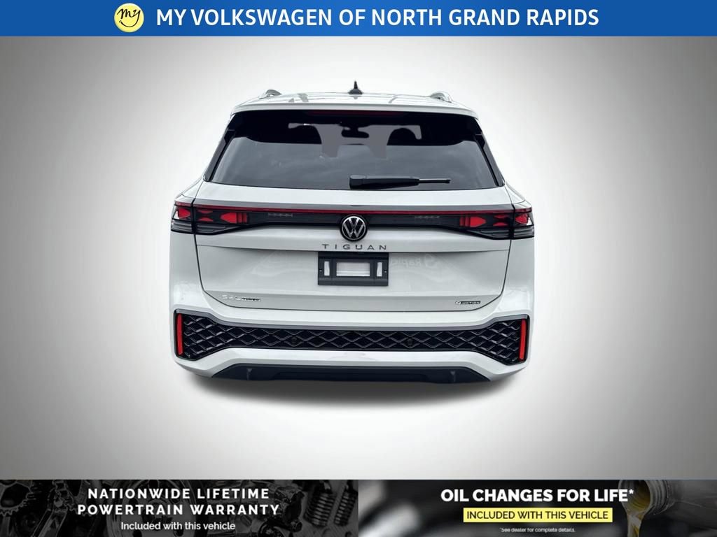 New 2026 Volkswagen Tiguan SEL R-Line AWD/4WD image 3