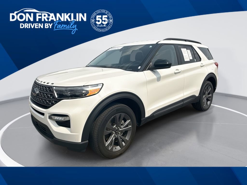 Used 2023 Ford Explorer XLT w/ Equipment Group 202A image 1