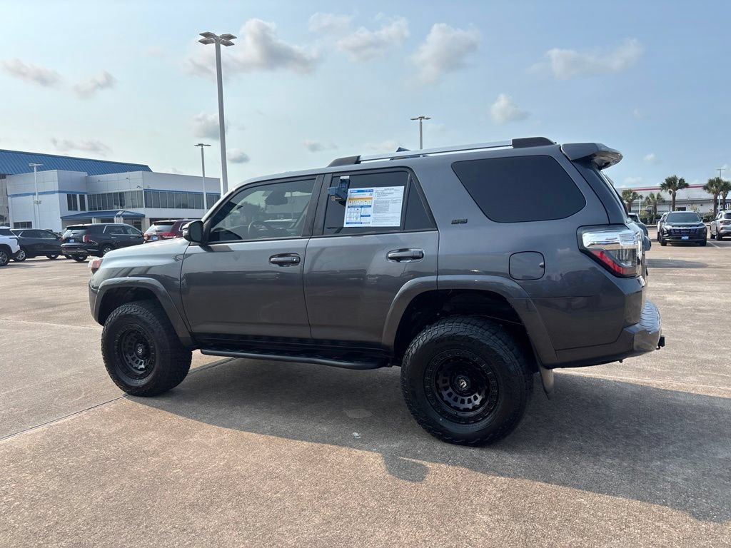 Used 2022 Toyota 4Runner SR5 Premium AWD/4WD image 29