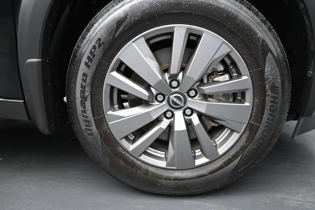 Used 2025 Nissan Pathfinder S AWD/4WD image 10