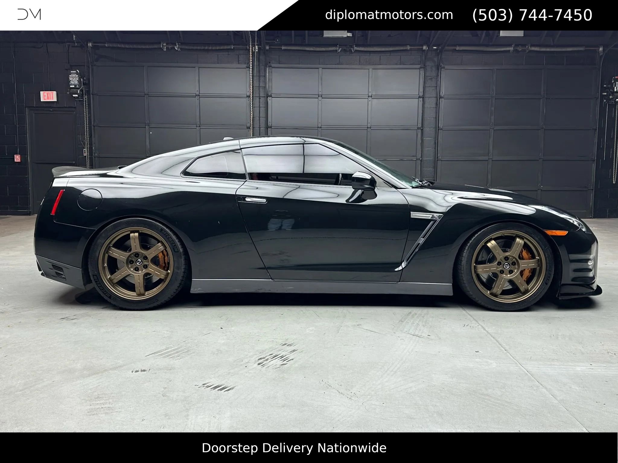 Used 2013 Nissan GT-R Black Edition AWD/4WD image 8