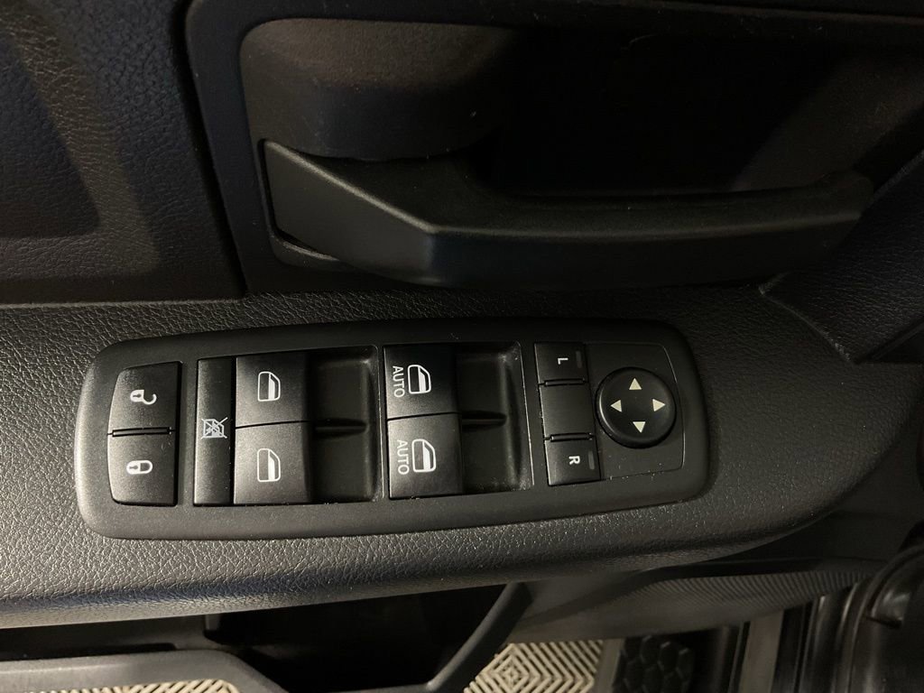 Used 2016 RAM 1500 Tradesman AWD/4WD image 14