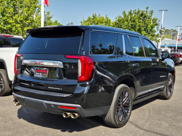 Used 2021 GMC Yukon Denali w/ Denali Premium Package AWD/4WD image 4