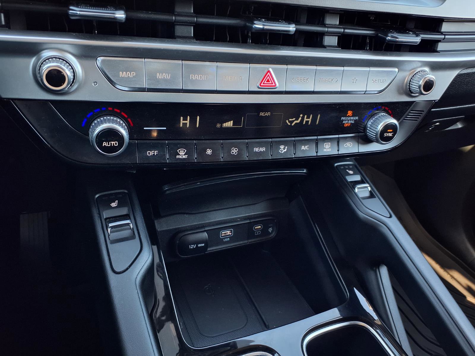 Used 2023 Kia Telluride S image 21