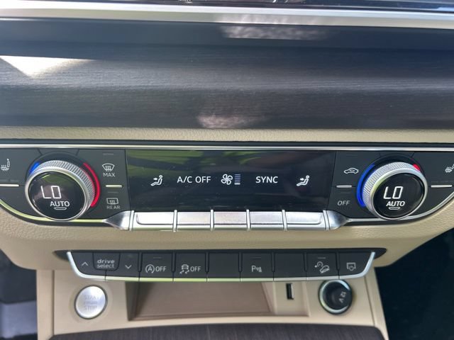 Used 2024 Audi Q5 2.0T Premium w/ Convenience Package AWD/4WD image 19