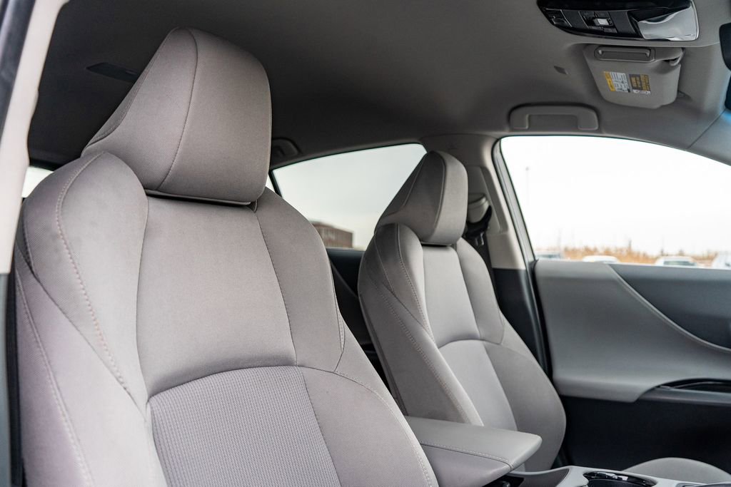 Certified 2024 Toyota Venza LE image 13