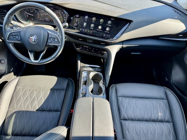 Used 2023 Buick Envision Avenir image 25